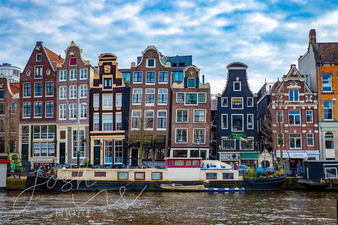 Buildings of Amsterdam